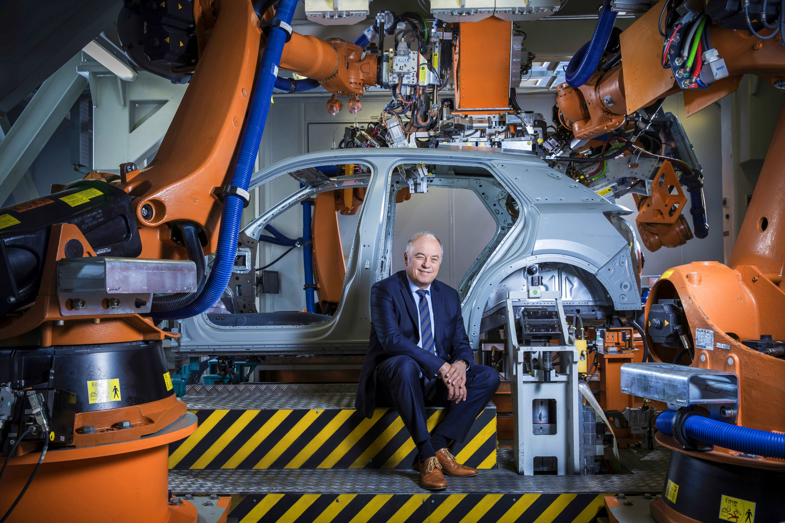 “We pulverized our complete organization”: With the reorganization of production – project “P” – Production Board Member Peter Kössler and his team, together with Porsche Consulting, achieved the largest transformation in the history of Audi.