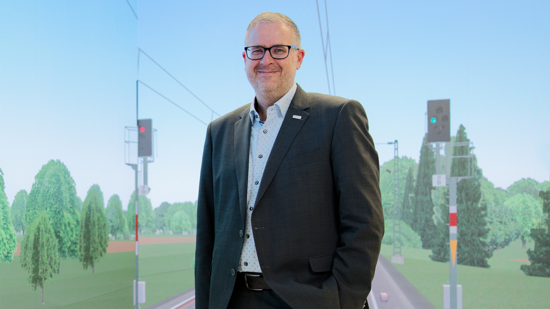 Markus Fritz has a clear vision: In the future, Hitachi Rail vehicles will also be used by German rail operators – and Hitachi Rail will be perceived as a full-service provider in the focus market of Germany.
