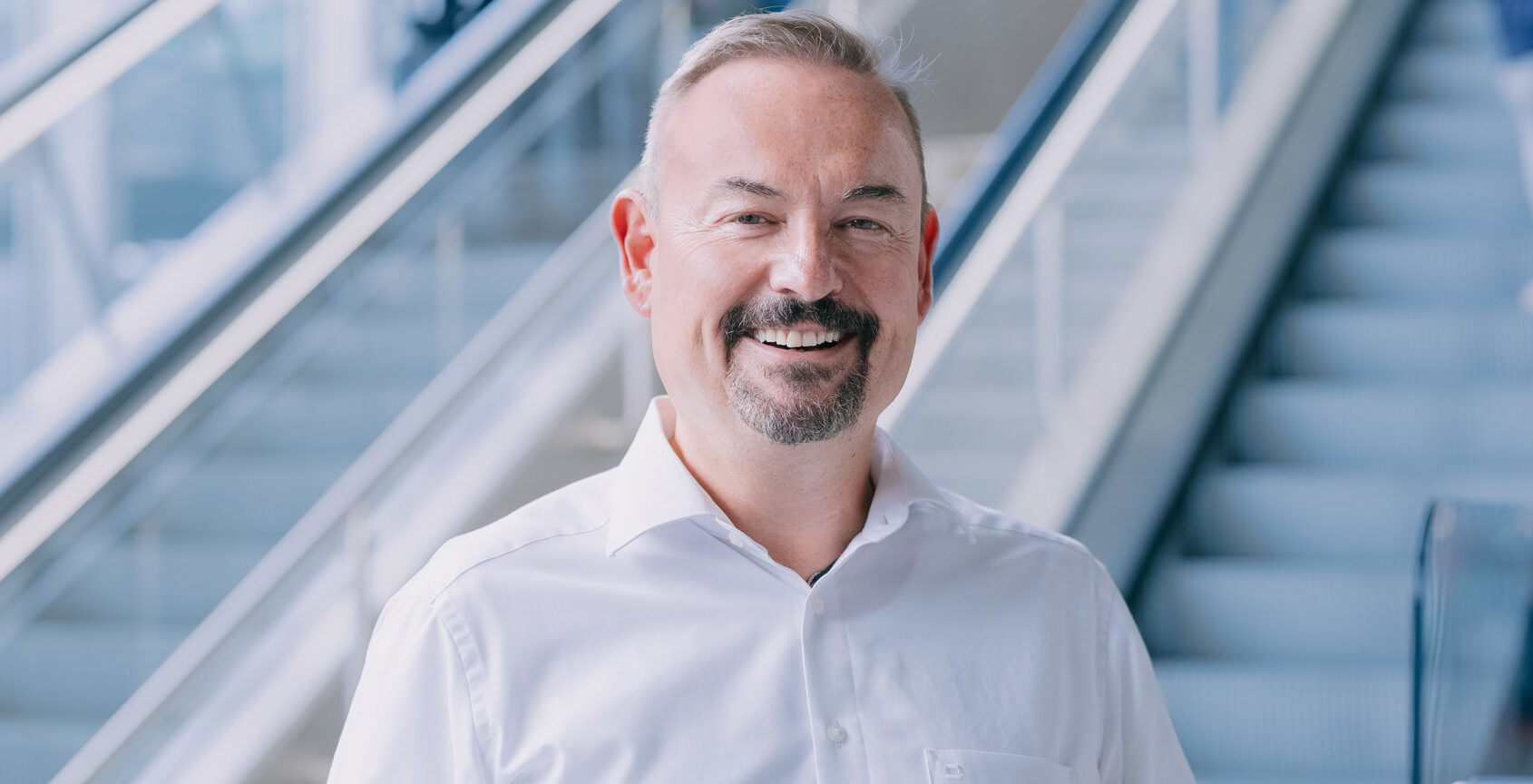 “We combine the expertise of Fraport and Lufthansa to deliver added value for customers,” says Dirk Schusdziara, Managing Director of FraAlliance.