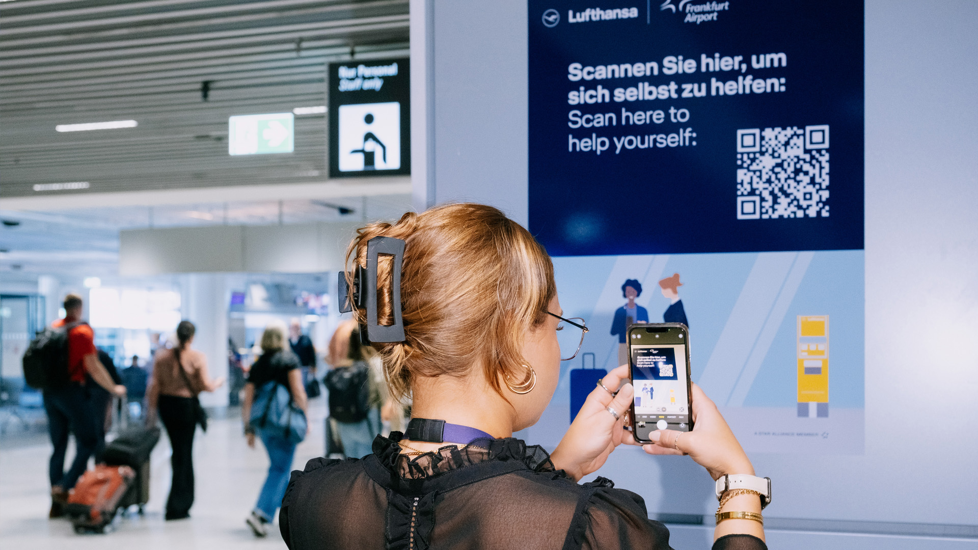 With a simple QR code scan, passengers can already access digital services today and quickly help themselves easily and efficiently.